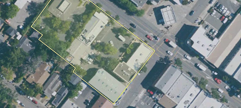 1407 Main St