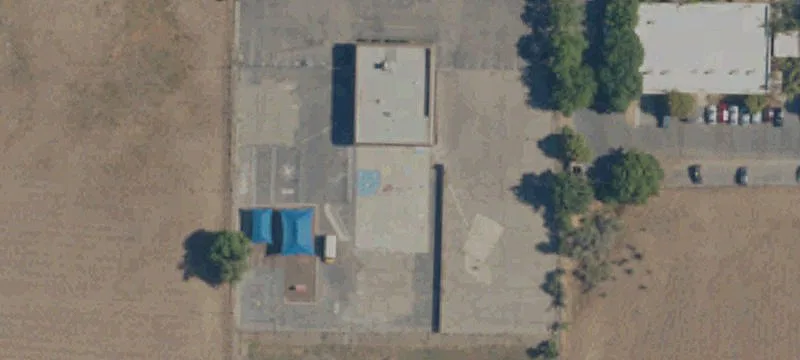 220 Almond Ave