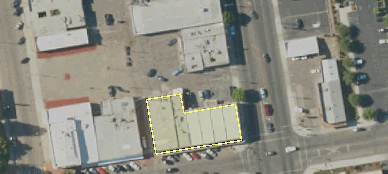 635 Academy Ave