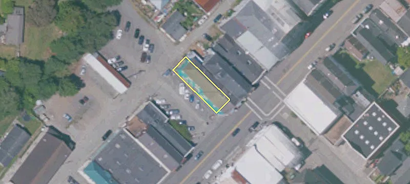 385 Main St