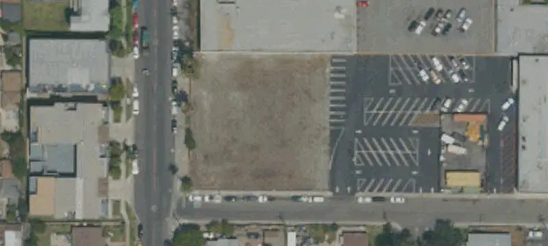 1812 Main St