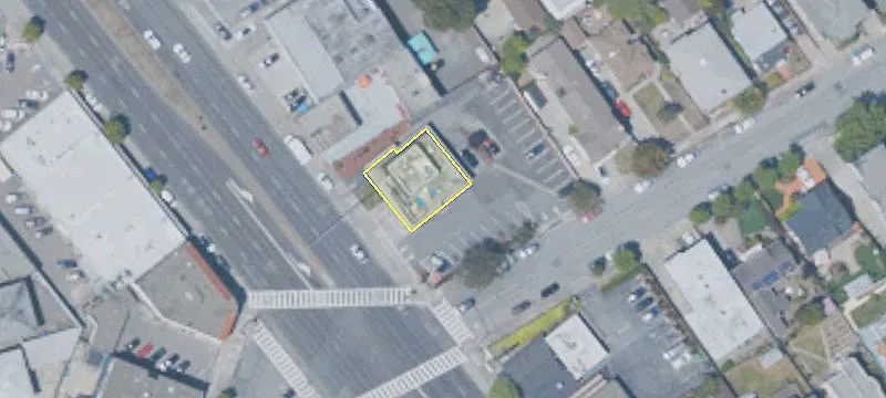 1700 El Camino Real