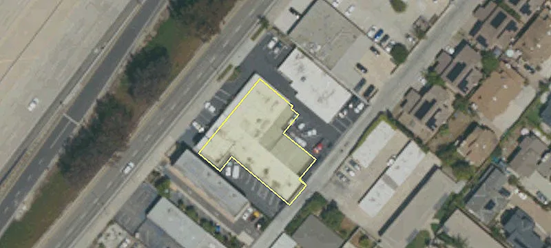 2324 Newport Blvd