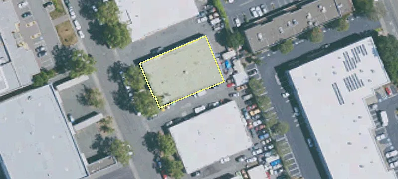 74 Hamilton Dr