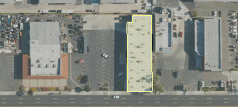 391 Imperial Hwy