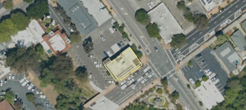 1135 Santa Rosa St