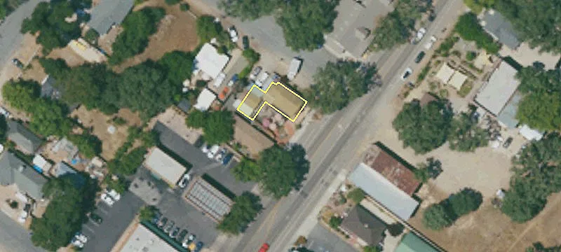 300 Main St