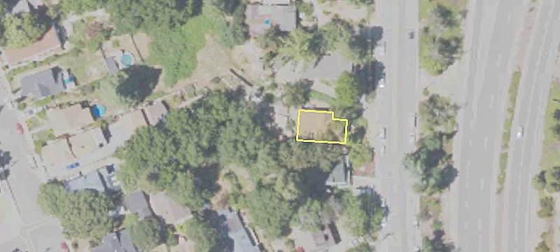 415 Coyote St
