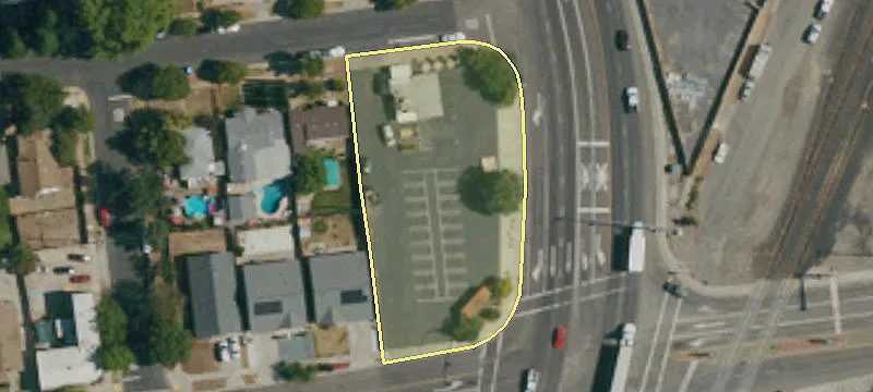 1300 Jefferson Blvd
