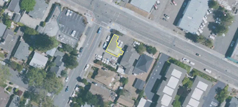 700 Petaluma S Blvd