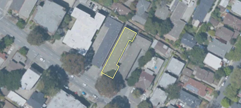 1020 El Camino Real