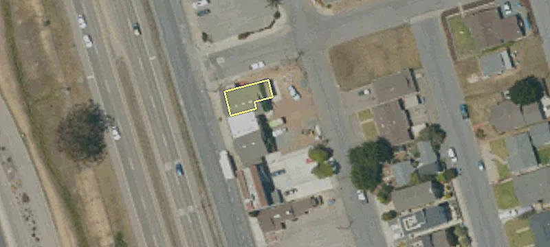 2790 Main St