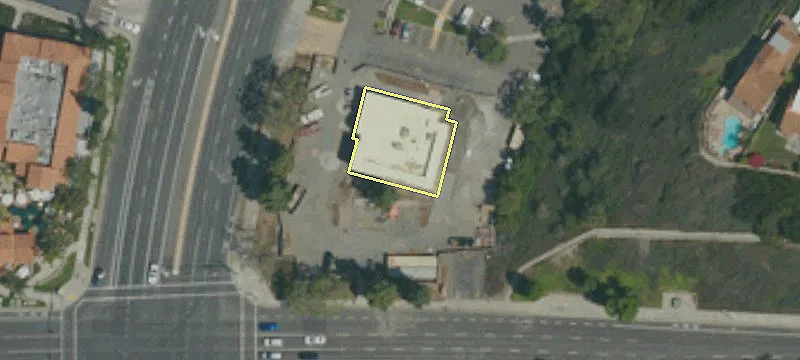 28022 La Paz Rd