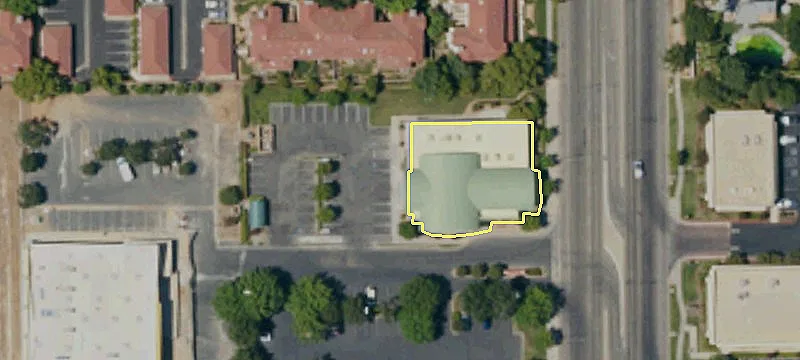 8087 Cedar Ave