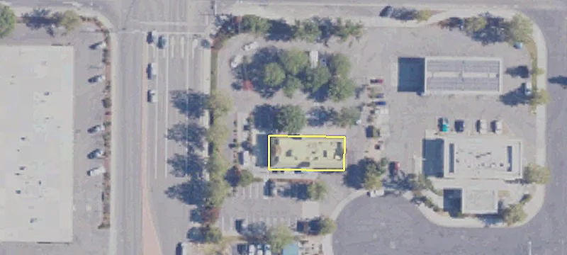 2010 Main St