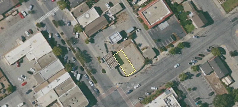 202 El Camino Real