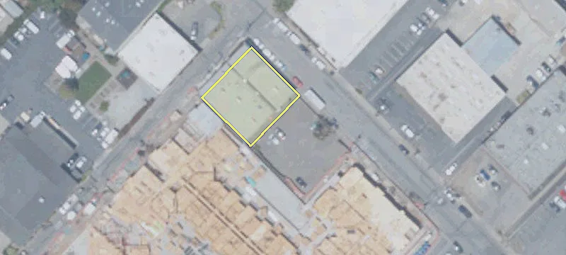 1300 Elmer St