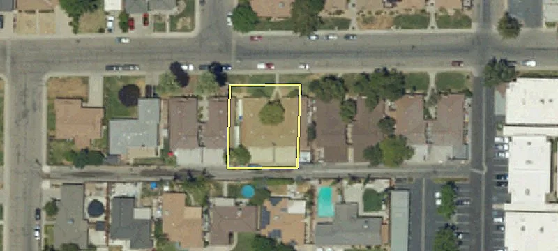 15121 San Joaquin Ave