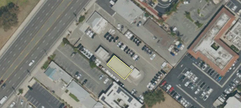 3500 Irvine Ave