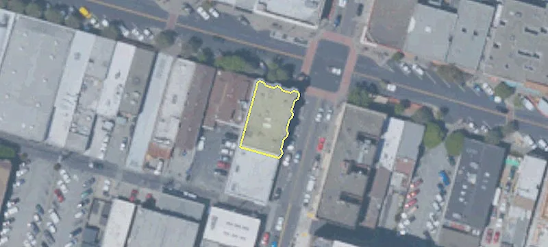 301 Grand Ave