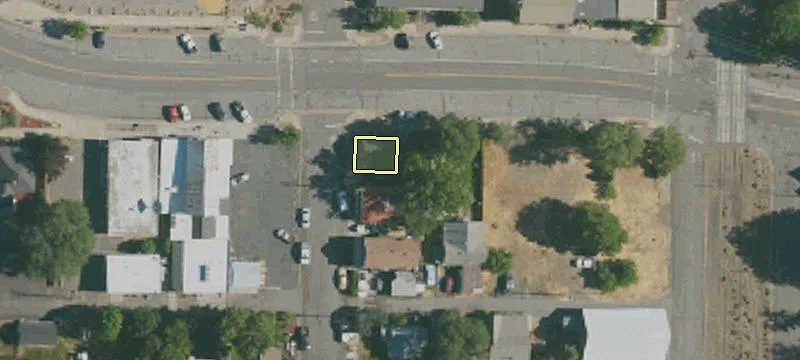 700 Main St