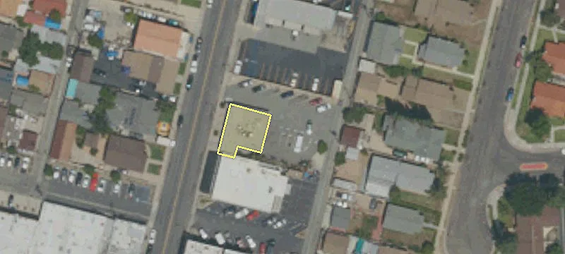 220 Bradford Ave