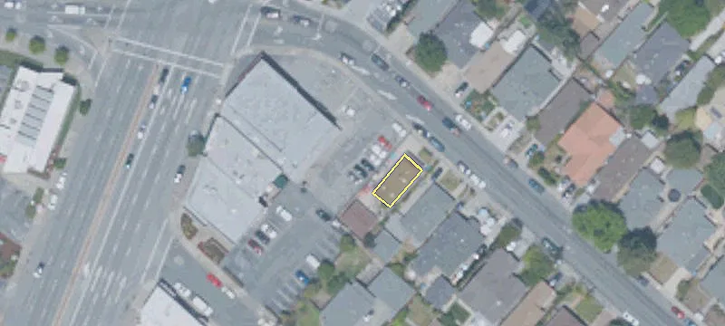 126 San Carlos Ave