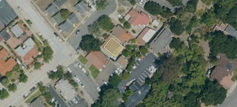 1621 Higuera St