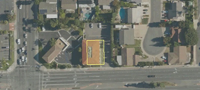 9535 Warner Ave