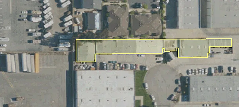 6863 Oran Cir