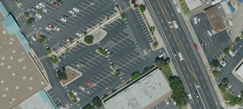 8290 El Camino Real
