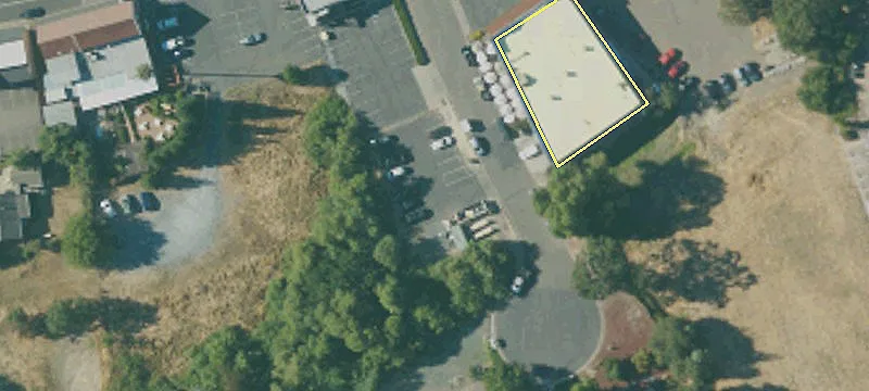 552 Main St