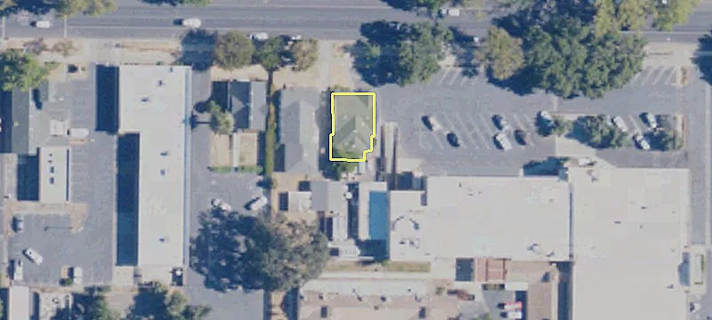 136 Ct St