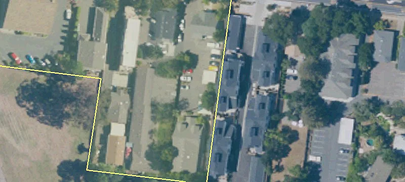 393 Napa St