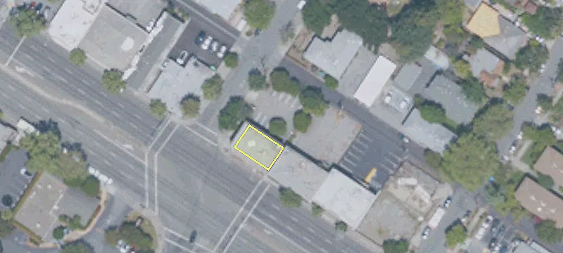 3505 El Camino Real