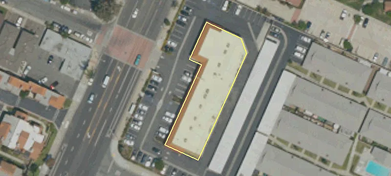 3020 Brea Blvd