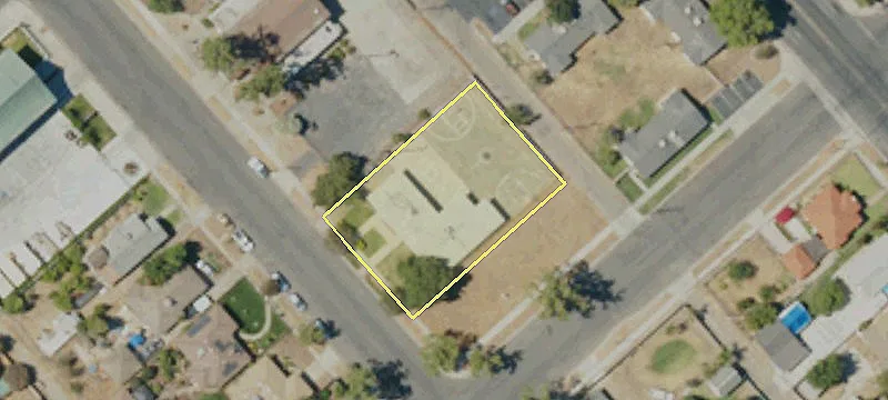 916 Waterman Ave