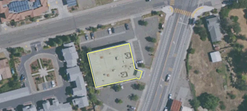 421 Cloverdale Blvd
