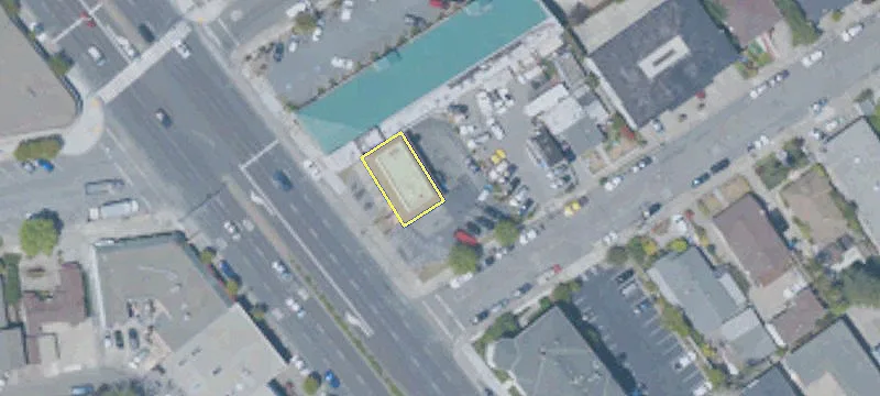 1580 El Camino Real