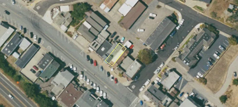 727 Main St