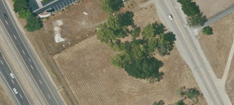 2450 El Camino Real