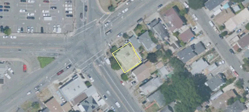 1203 Solano Ave