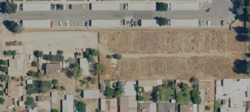 698 Comanche Dr