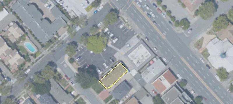 1420 El Camino Real