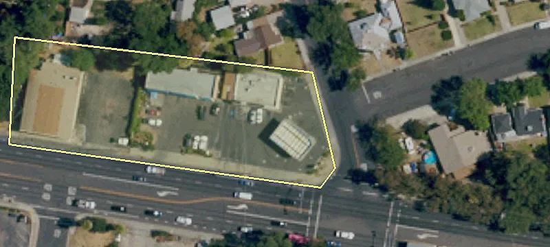 1506 Sacramento Ave