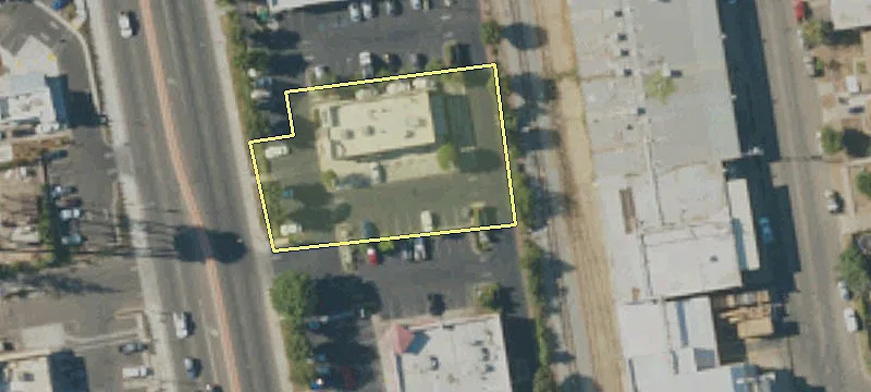 524 Academy Ave