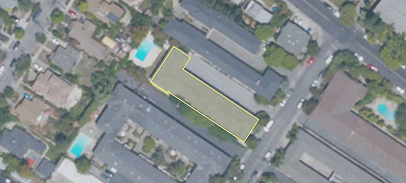 242 Curtner Ave