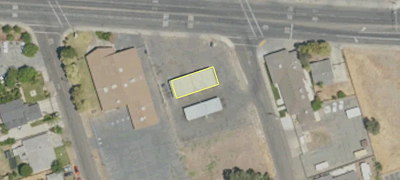 3930 Main St