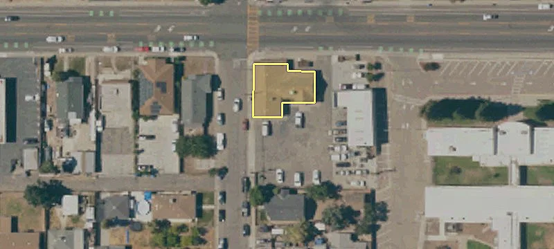 704 Yosemite Ave