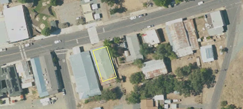 9436 Main St
